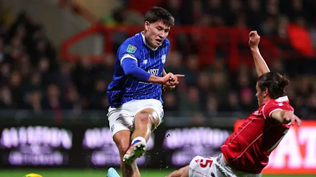 Cardiff Outclass Wrexham to Reach EFL Cup Quarter-Finals – Key Talking Points